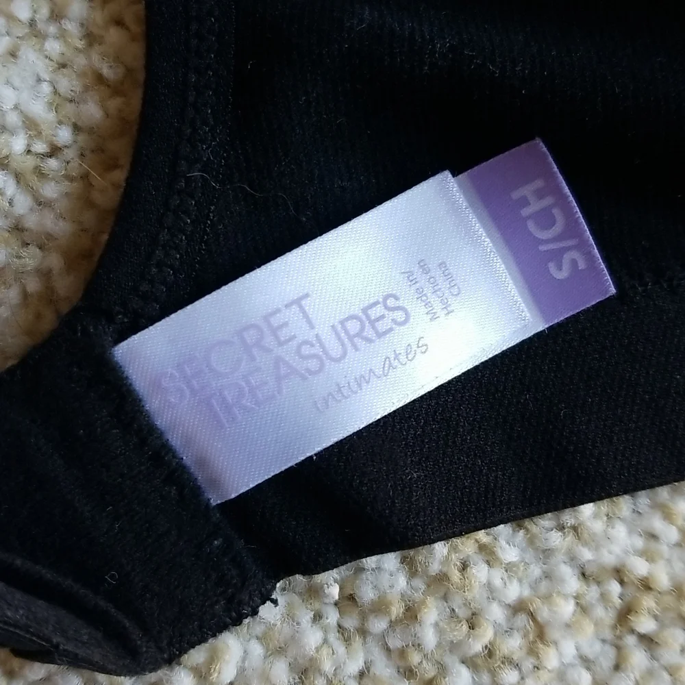 7 maternity bras - Picture 10 of 10